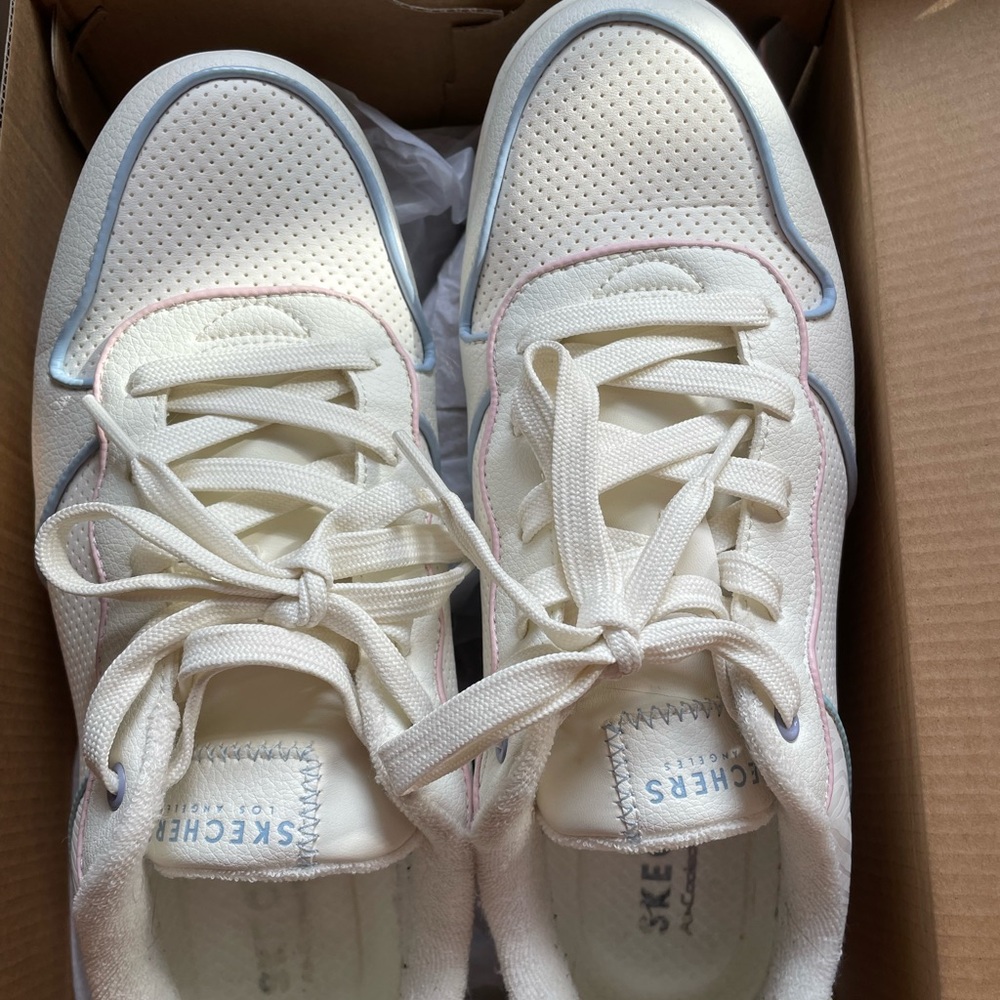 Skechers Upbeats Tracers Sneakers